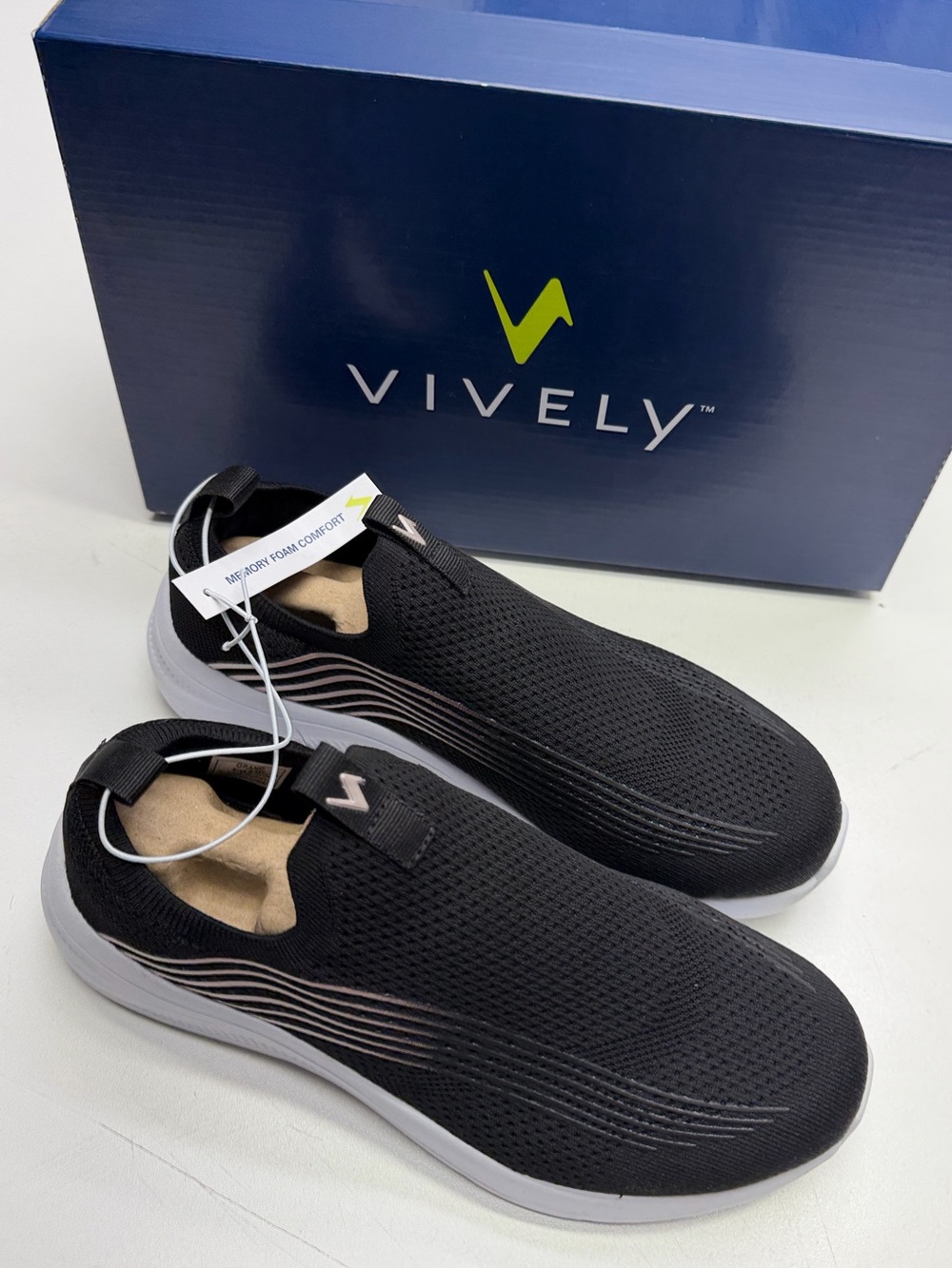 VIVELY Women’s 7.5 Black Slip On Memory Foam Athletic Shoe